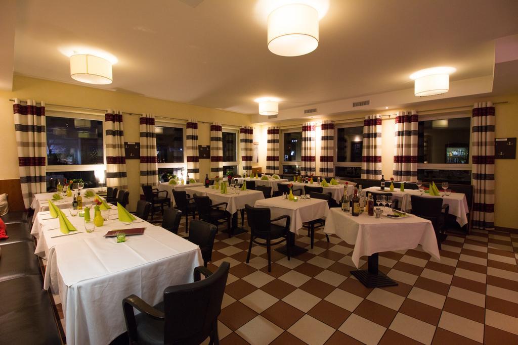 Hotel Parqeo Im A66 غيلنهاوزن المظهر الخارجي الصورة