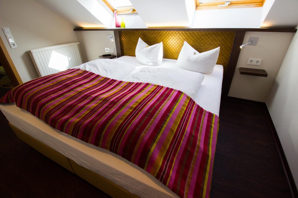 Hotel Parqeo Im A66 غيلنهاوزن المظهر الخارجي الصورة